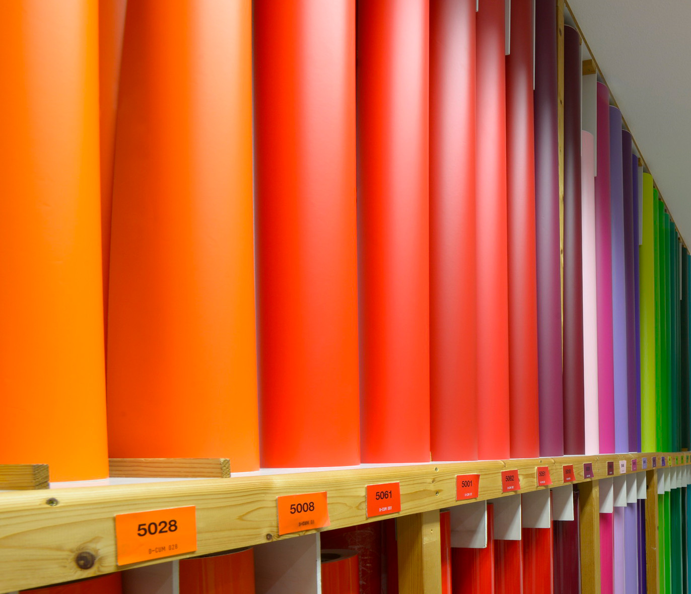 Professionelle Klebefolien für Werbetechnik, aber auch Film- , TV- oder Kinoproduktion in einem großen Sortiment erhältlich bei der KBZ Werbetechnik in Köln.