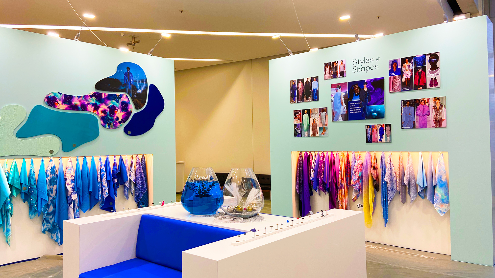 Digitaldruck und Wandbeschriftung für Messe und Ausstellung, hier im Beispielbild eine gelungene Umsetzung des Teams KBZ Werbetechnik Köln.